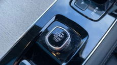 Volvo XC90 2.0 T8 PHEV Ultra Dark 5dr AWD Geartronic Estate